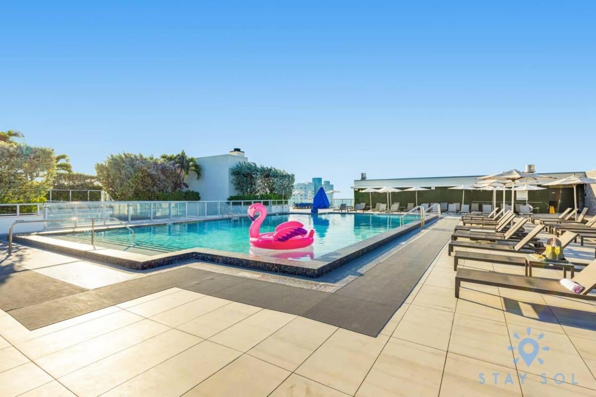 Apartment With Bay View Balcony - Pool - Up To 6 - Gym Hollywood Extérieur photo