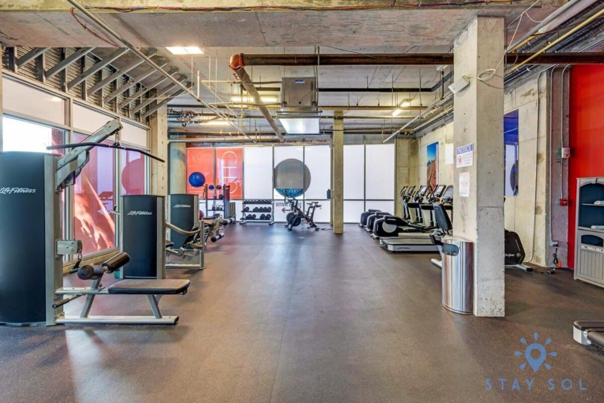 Apartment With Bay View Balcony - Pool - Up To 6 - Gym Hollywood Extérieur photo
