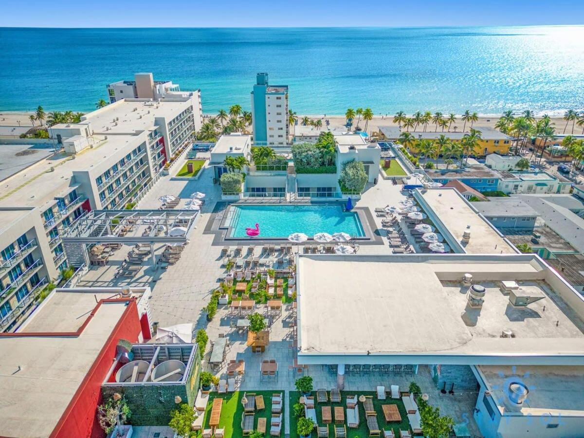 Apartment With Bay View Balcony - Pool - Up To 6 - Gym Hollywood Extérieur photo