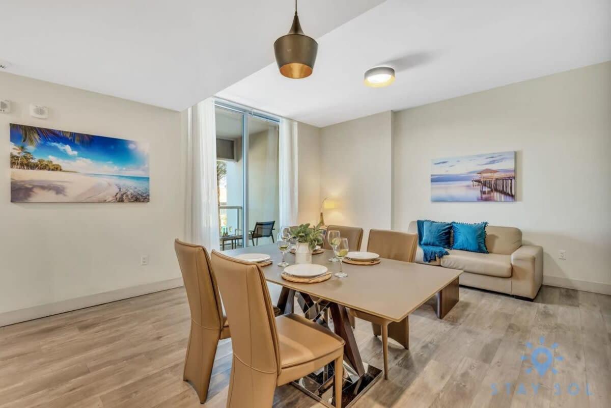 Apartment With Bay View Balcony - Pool - Up To 6 - Gym Hollywood Extérieur photo